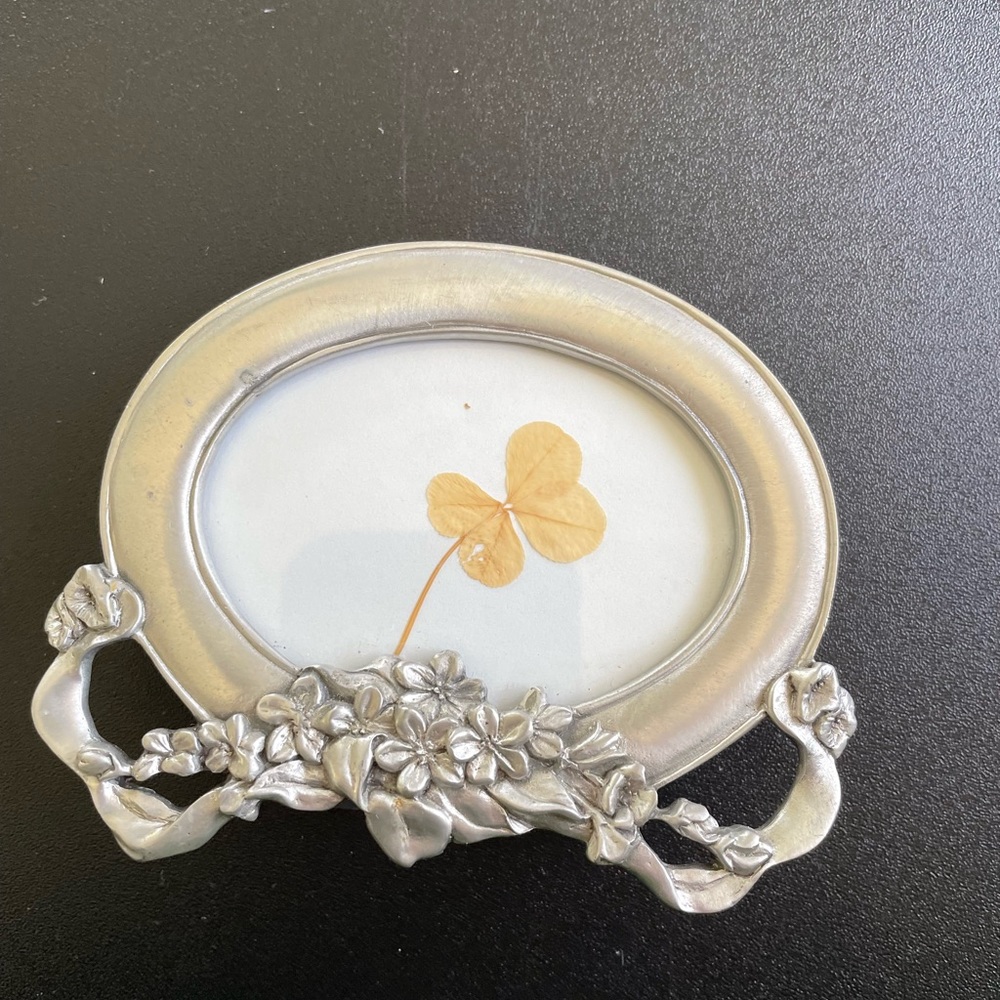 4 leaf clover pictures! Lovely good luck for your home!
